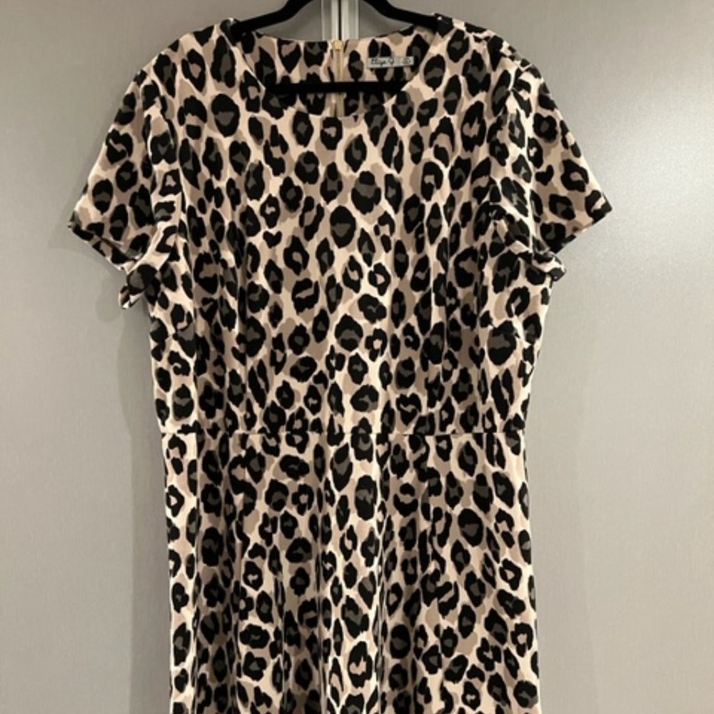 Eliza J Leopard Animal Print Short Sleeve Dress